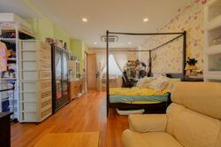 Inggu 6 (D27), Terrace #453421141